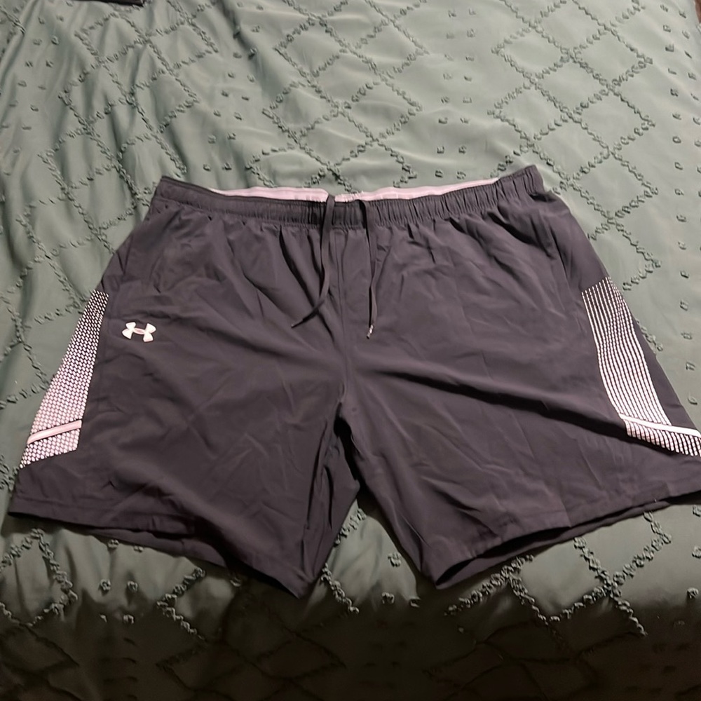 Under Armour- Shorts - 4XL